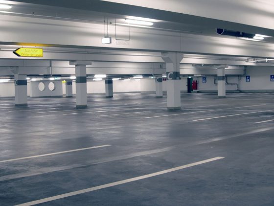 Gebäudedienste Erich Niediek – Parkplatzreinigung – Niederlassung Oldenburg